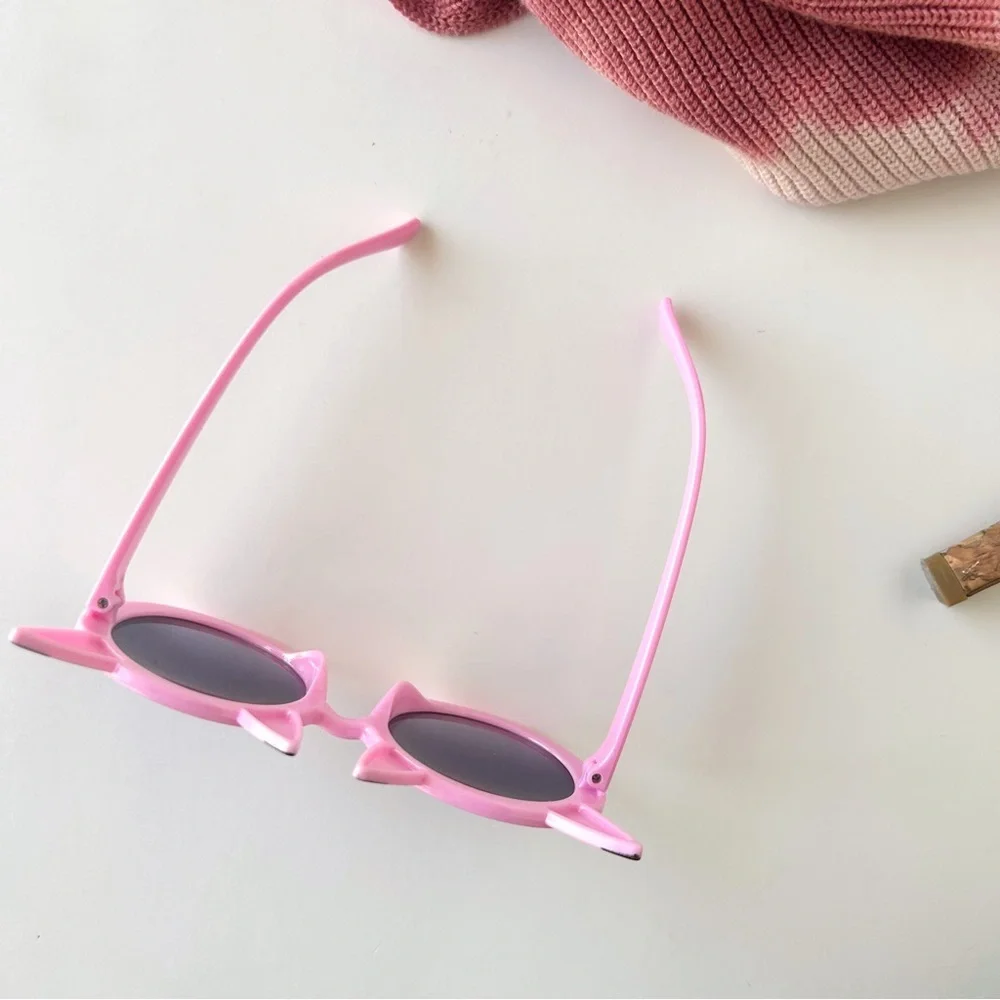 3/$20 NWT Kids Pink Cartoon Sunglasses